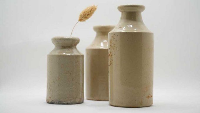 Pre-Loved - Mini Stoneware Vases 1 - Set Of 3 - Image 3