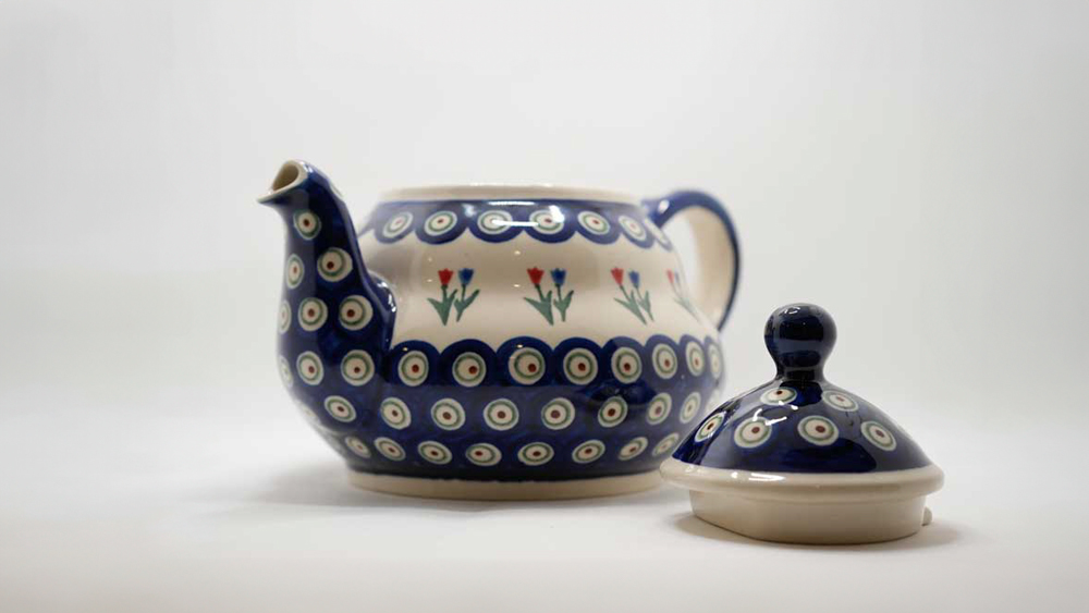 A blue and white large Bolesawiec teapot
