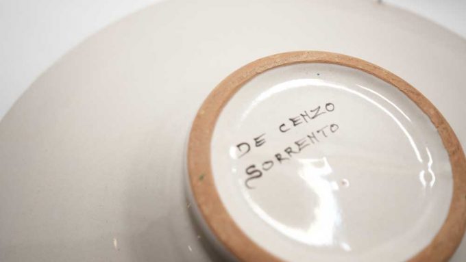 the underside of the de scenzo sorrento bowl
