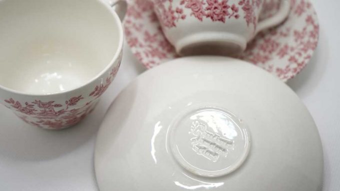Red and white broadhurst cups and saucers