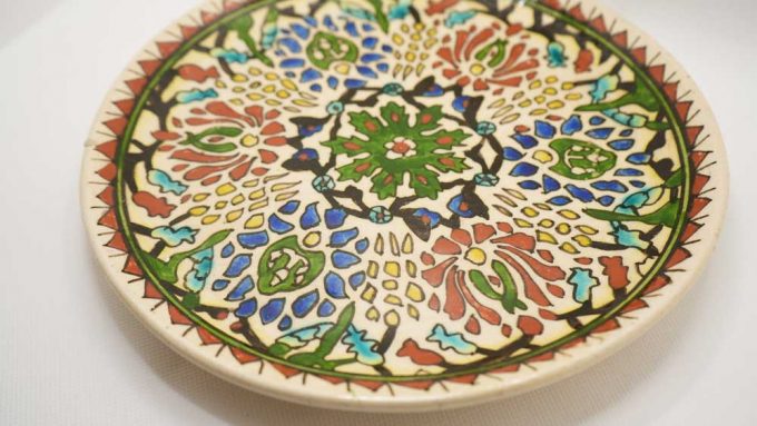Turkish hanging plate in green and burnt red