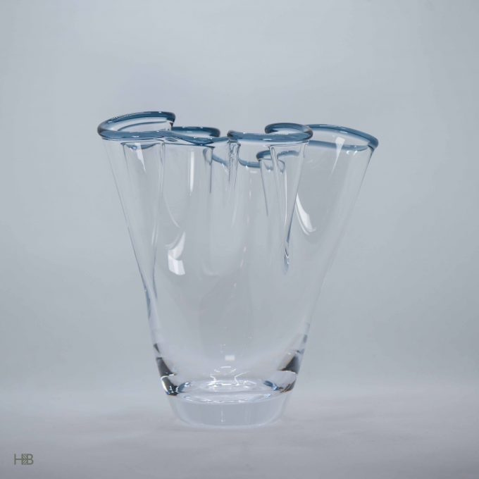 VILEROY-BOCH-BLOSSOM-VASE5-HERO image
