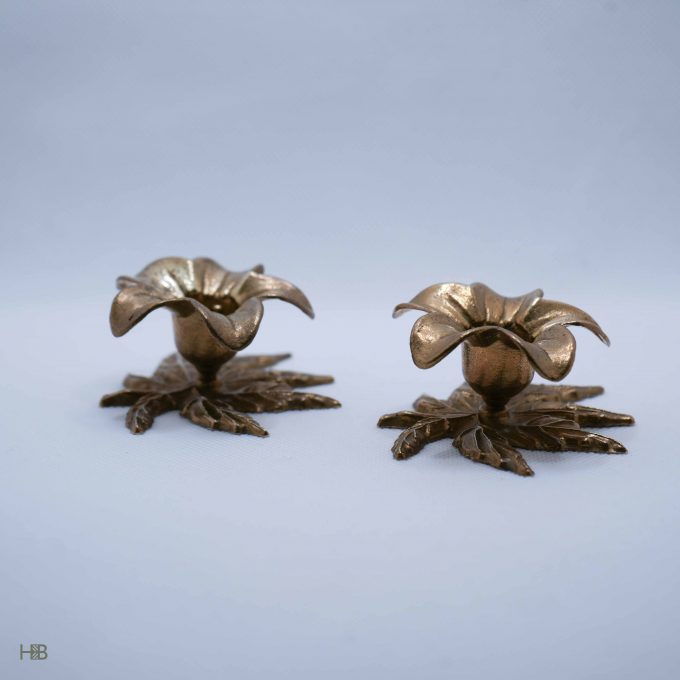 Vintage brass flower candle sticks - Image 5