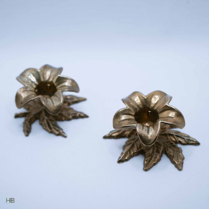 Vintage brass flower candle sticks - Image 3