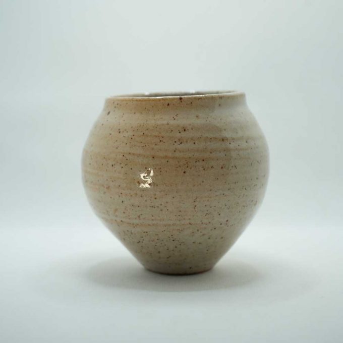White Nuka Stoneware Vase by Gemma Smale - Image 8