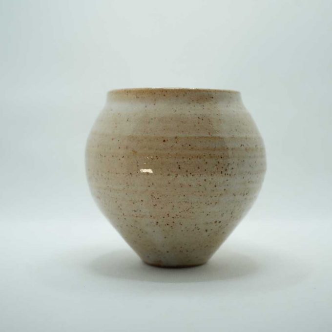 White Nuka Stoneware Vase by Gemma Smale - Image 6