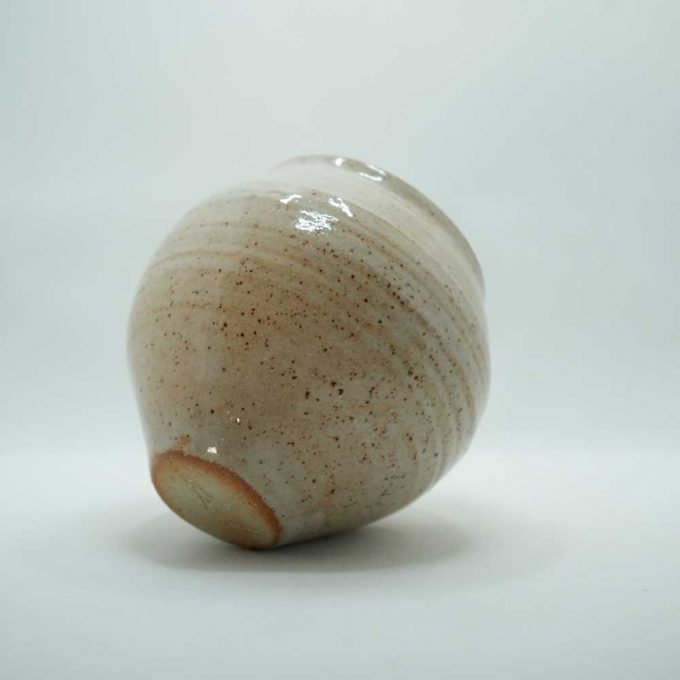 White Nuka Stoneware Vase by Gemma Smale - Image 5