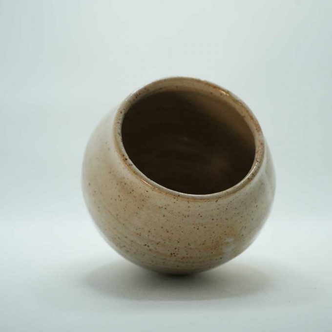 White Nuka Stoneware Vase by Gemma Smale - Image 3