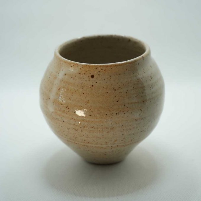 White Nuka Stoneware Vase by Gemma Smale - Image 2