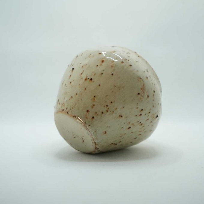 White Nuka Stoneware Iron Speckled Vase by Gemma Smale - Image 7