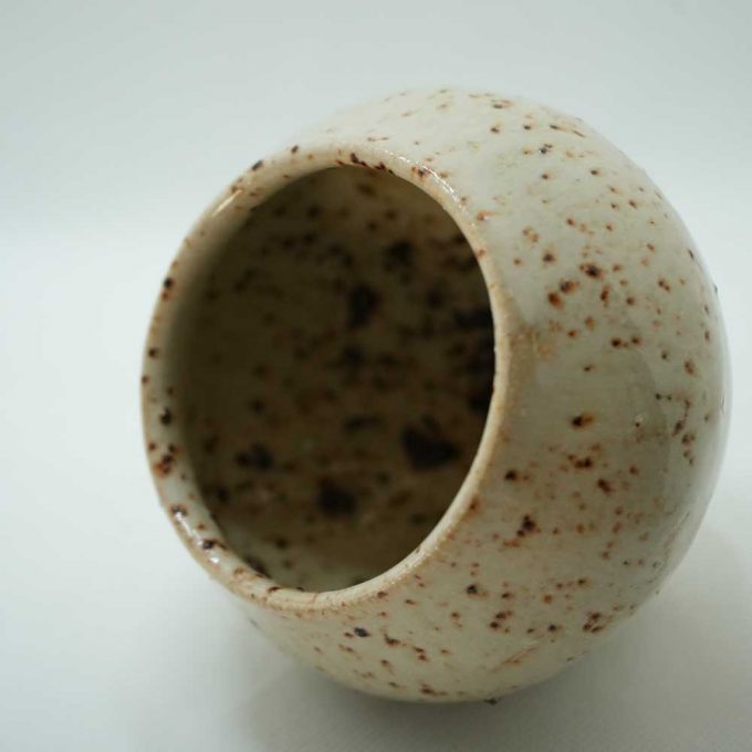 White Nuka Stoneware Iron Speckled Vase by Gemma Smale - Image 5